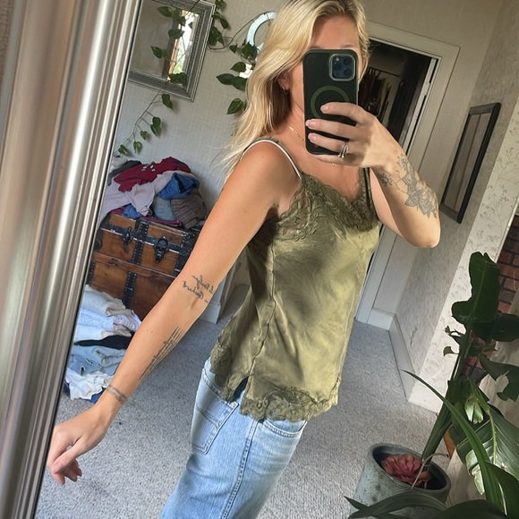 Vintage Y2k Gold Hawk Elegant Olive Green Lace Trim Silk Camisole - Picture 5 of 13